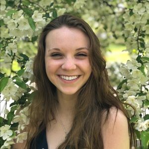 Meet your Posher, Hannah